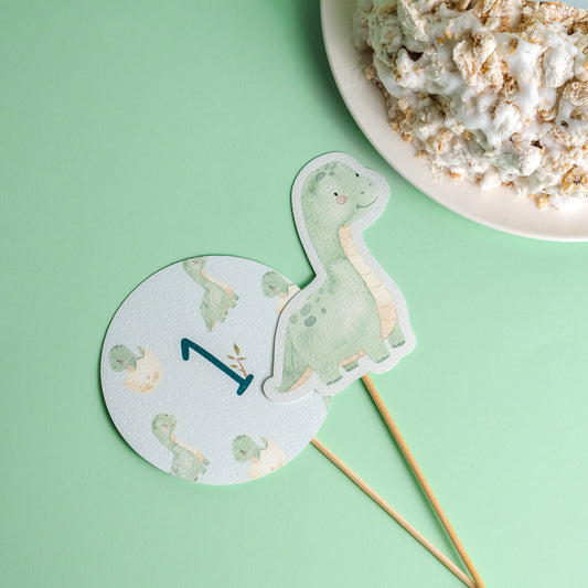 Cake topper