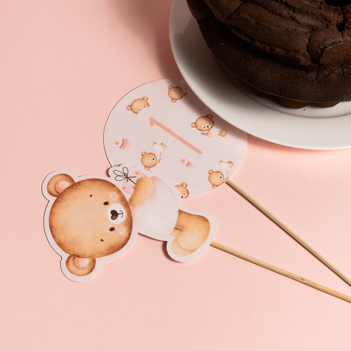 Cake topper